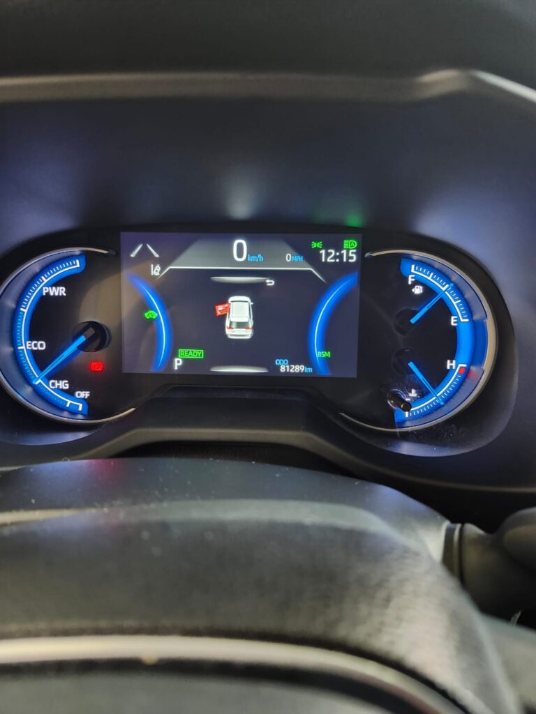 Digital instrument cluster powered on after programming